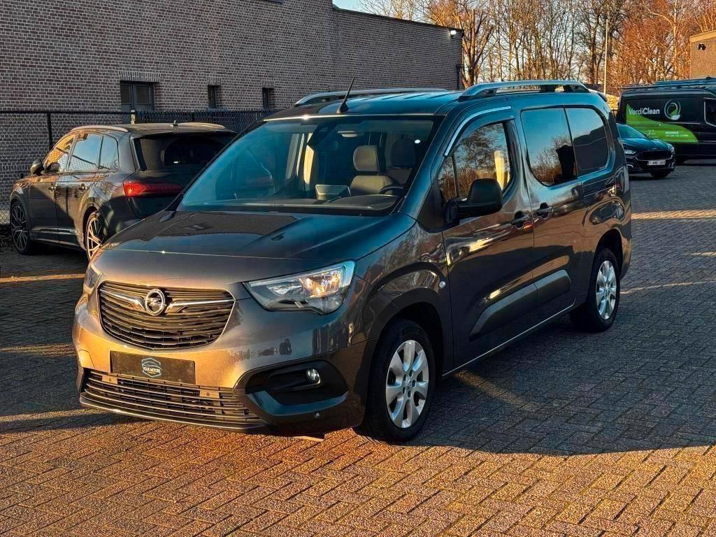 Opel Combo 1.5 Diesel Automaat! 2021 5-Zit/Lichte Vracht 2021 - Foto 2 - YOUR MOTORS