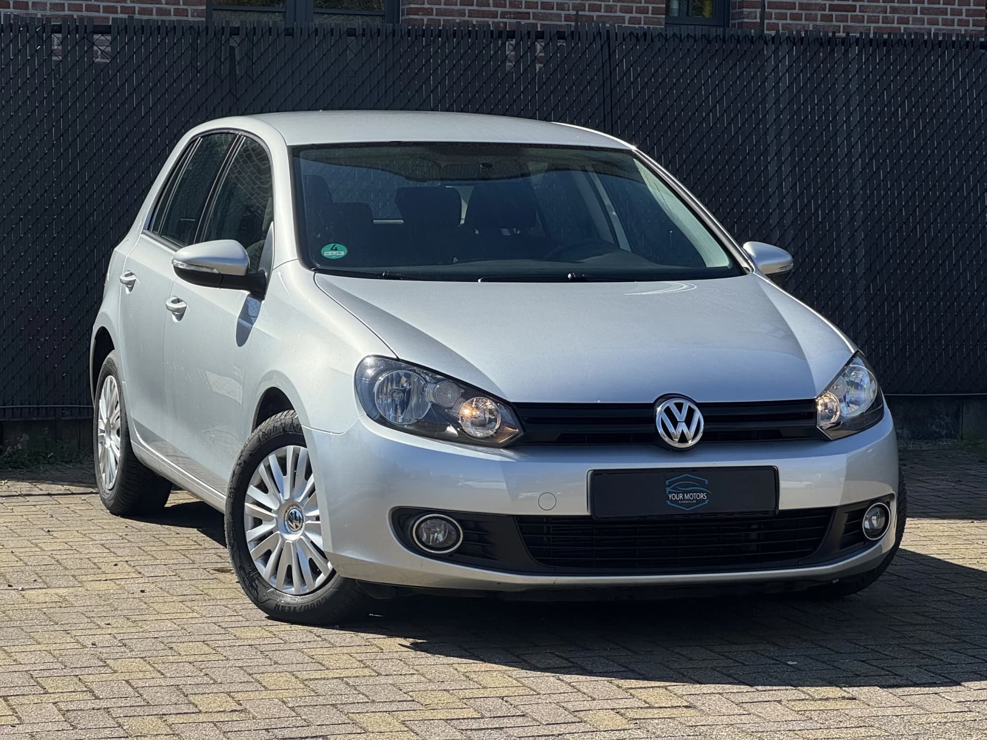 Volkswagen Golf VI Trendline Benzine 2011 tweedehands te koop — YOUR MOTORS Sint-Niklaas