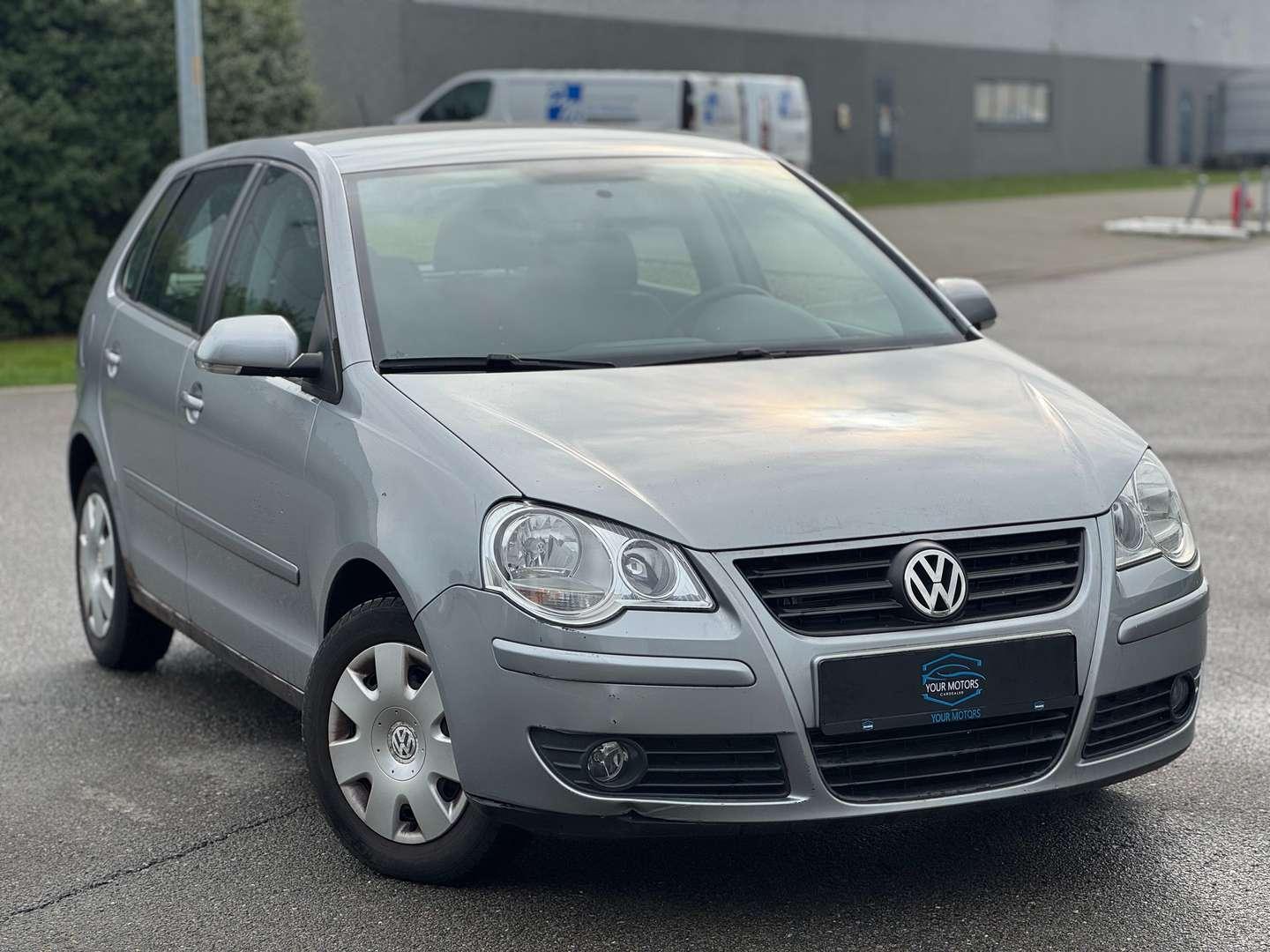 Volkswagen Polo 1.4 Comfortline 2007 - 100.000 km - YOUR MOTORS